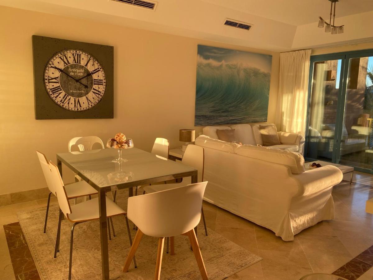סן רוקה Apartamento Con Terraza Sobre La Marina De Sotogrande מראה חיצוני תמונה