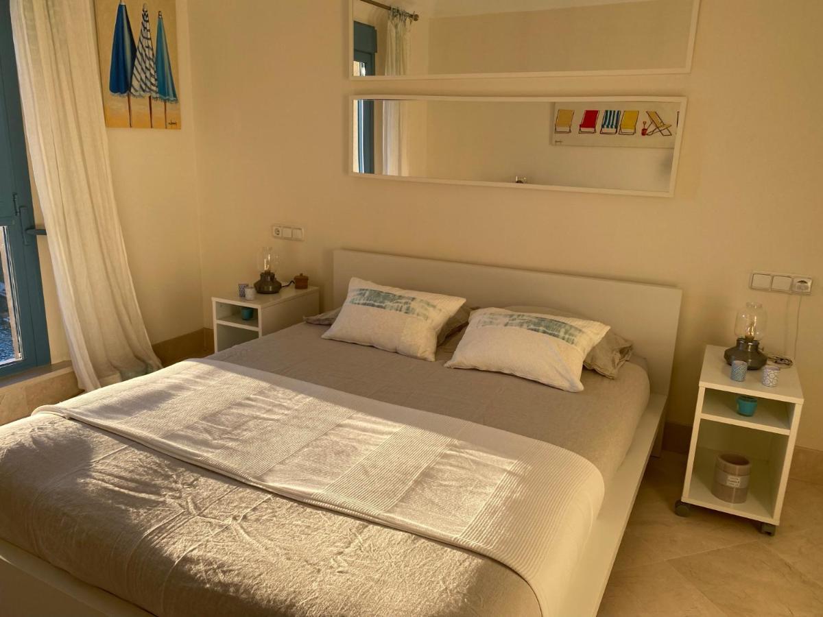 סן רוקה Apartamento Con Terraza Sobre La Marina De Sotogrande מראה חיצוני תמונה