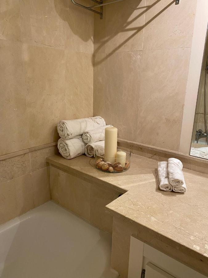 סן רוקה Apartamento Con Terraza Sobre La Marina De Sotogrande מראה חיצוני תמונה