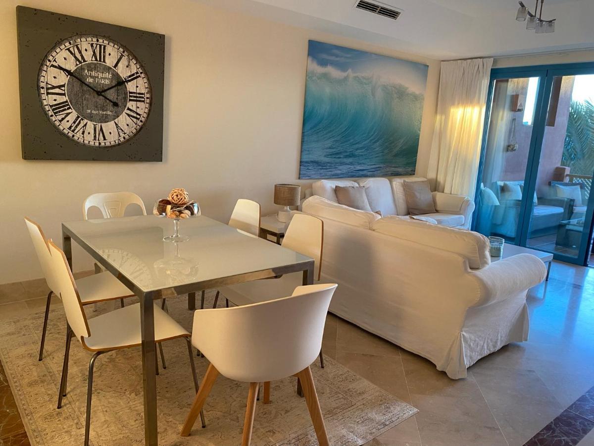 סן רוקה Apartamento Con Terraza Sobre La Marina De Sotogrande מראה חיצוני תמונה