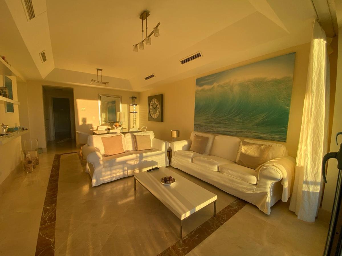 סן רוקה Apartamento Con Terraza Sobre La Marina De Sotogrande מראה חיצוני תמונה