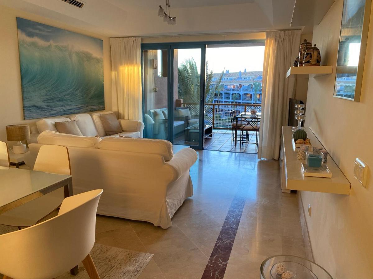 סן רוקה Apartamento Con Terraza Sobre La Marina De Sotogrande מראה חיצוני תמונה