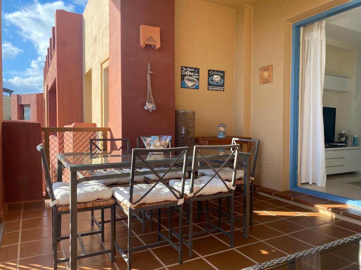 סן רוקה Apartamento Con Terraza Sobre La Marina De Sotogrande מראה חיצוני תמונה